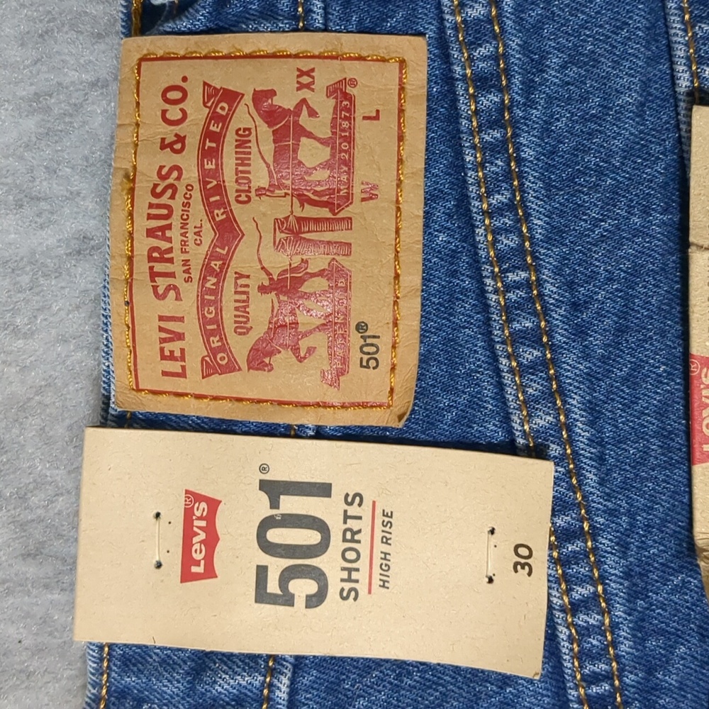 New Levi’s 501 Hand Distressed High Rise Cutoff Denim Shorts Men's size 30 - Picture 5 of 8